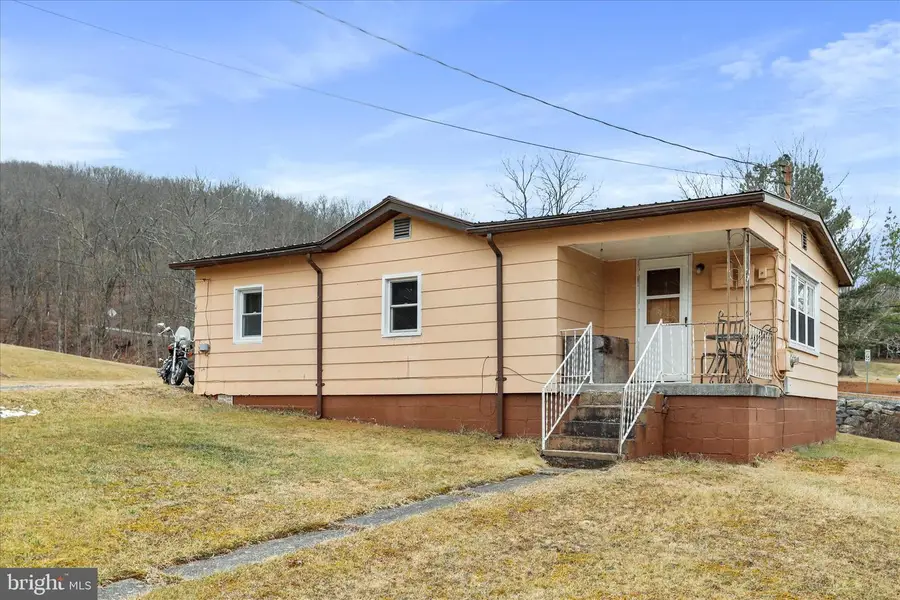 48 Wayland Dr, Keyser, WV 26726 - Image #2