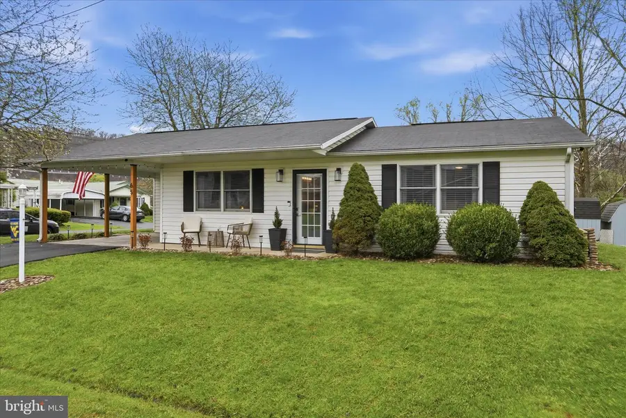 65 S Hummingbird St, Keyser, WV 26726 - #3