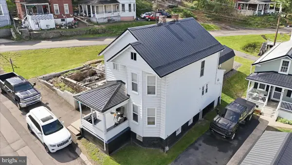 21 Wabash St, RIDGELEY, WV 26753