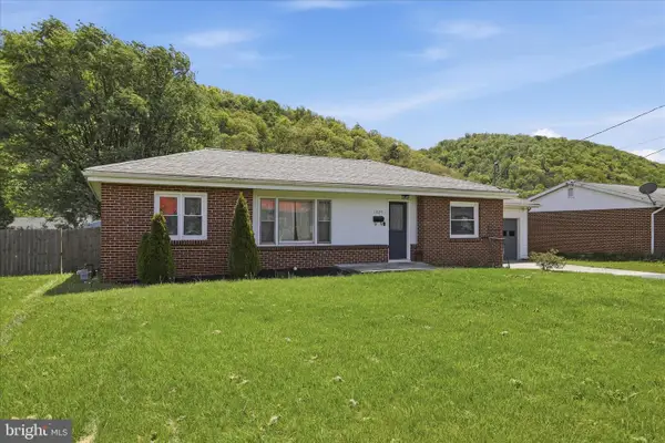 1025 Carolina Ave, KEYSER, WV 26726
