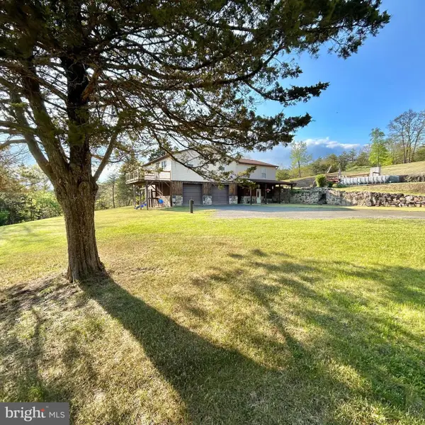 40 Amandas Ln, KEYSER, WV 26726