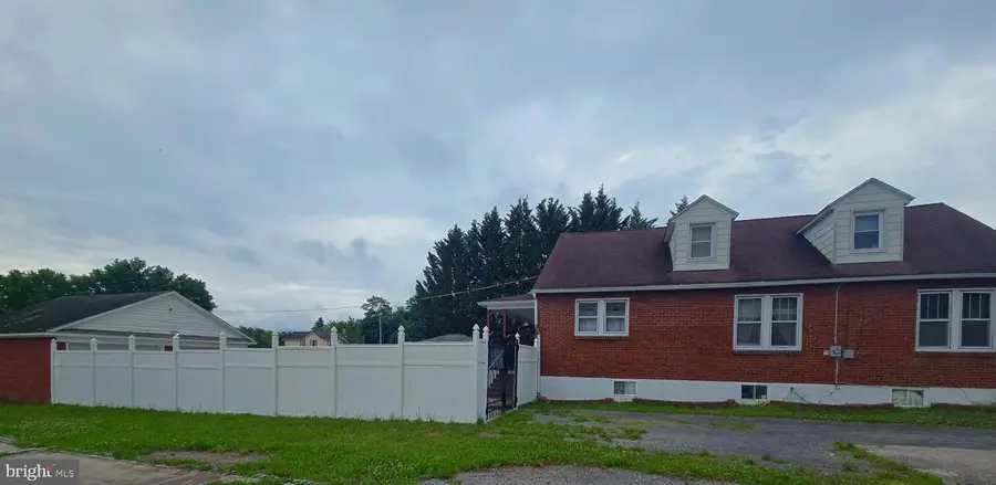 650 W Piedmont St, Keyser, WV 26726 - #3