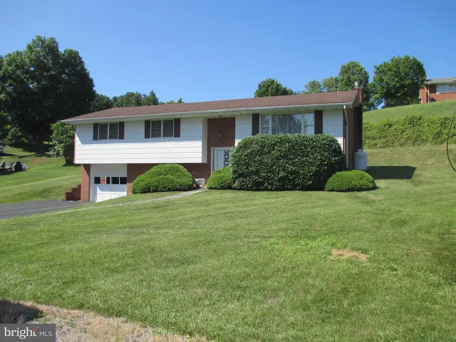 14 Leon Dr, Fort Ashby, WV 26719 - #2
