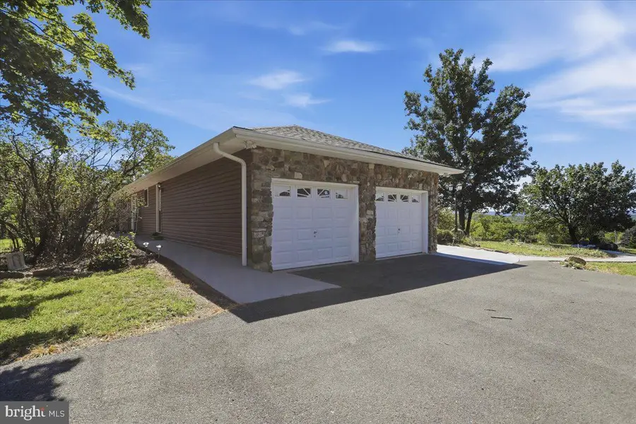 250 Forest Dr, Ridgeley, WV 26753 - #2