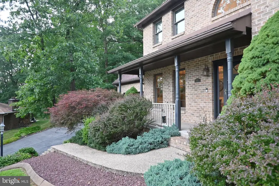 174 Jamie St, Fort Ashby, WV 26719 - #3
