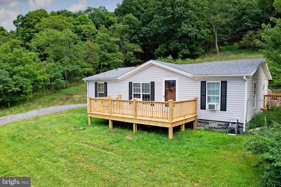 190 Pendleton St, Keyser, WV 26726 - #2