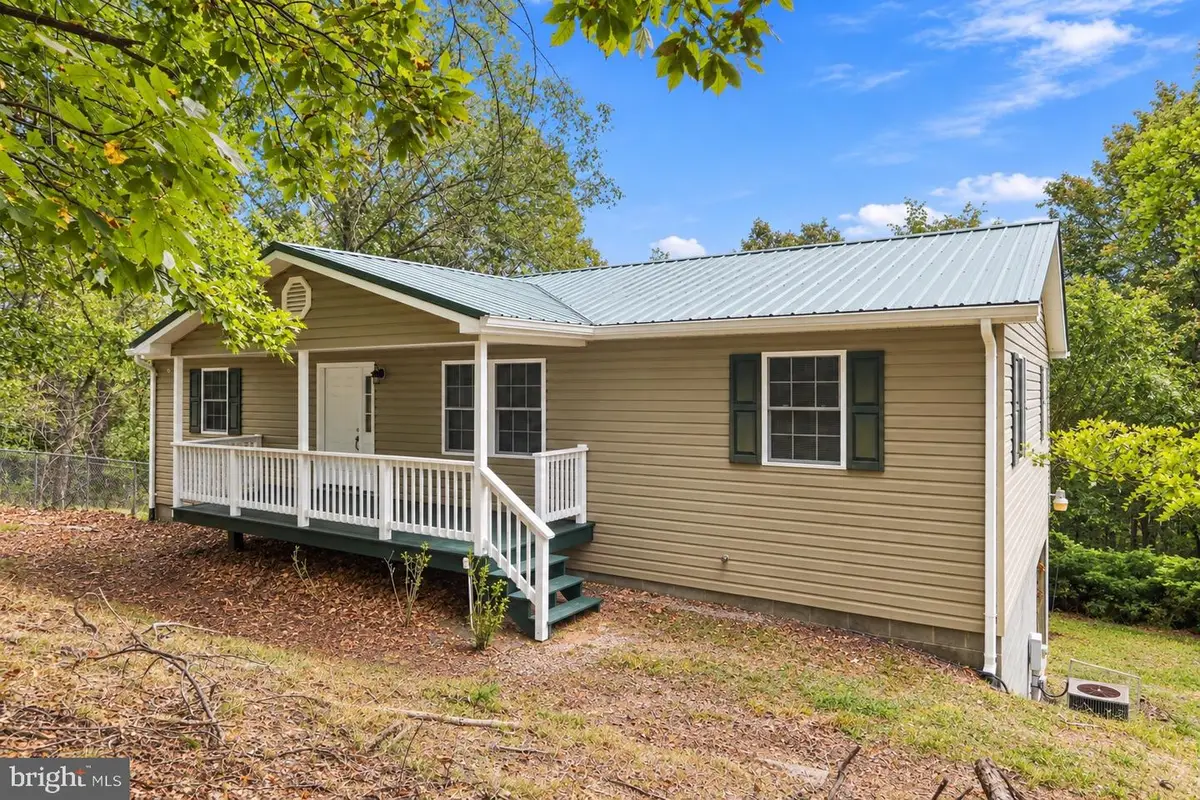 523 Pinepointe Dr, Keyser, WV 26726 - #1