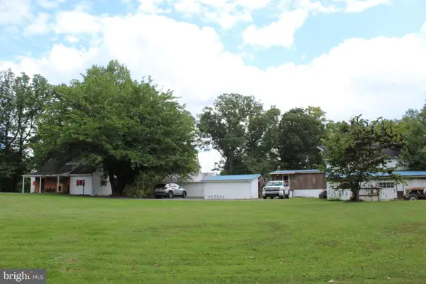 248 Heavener Rd, RIDGELEY, WV 26753