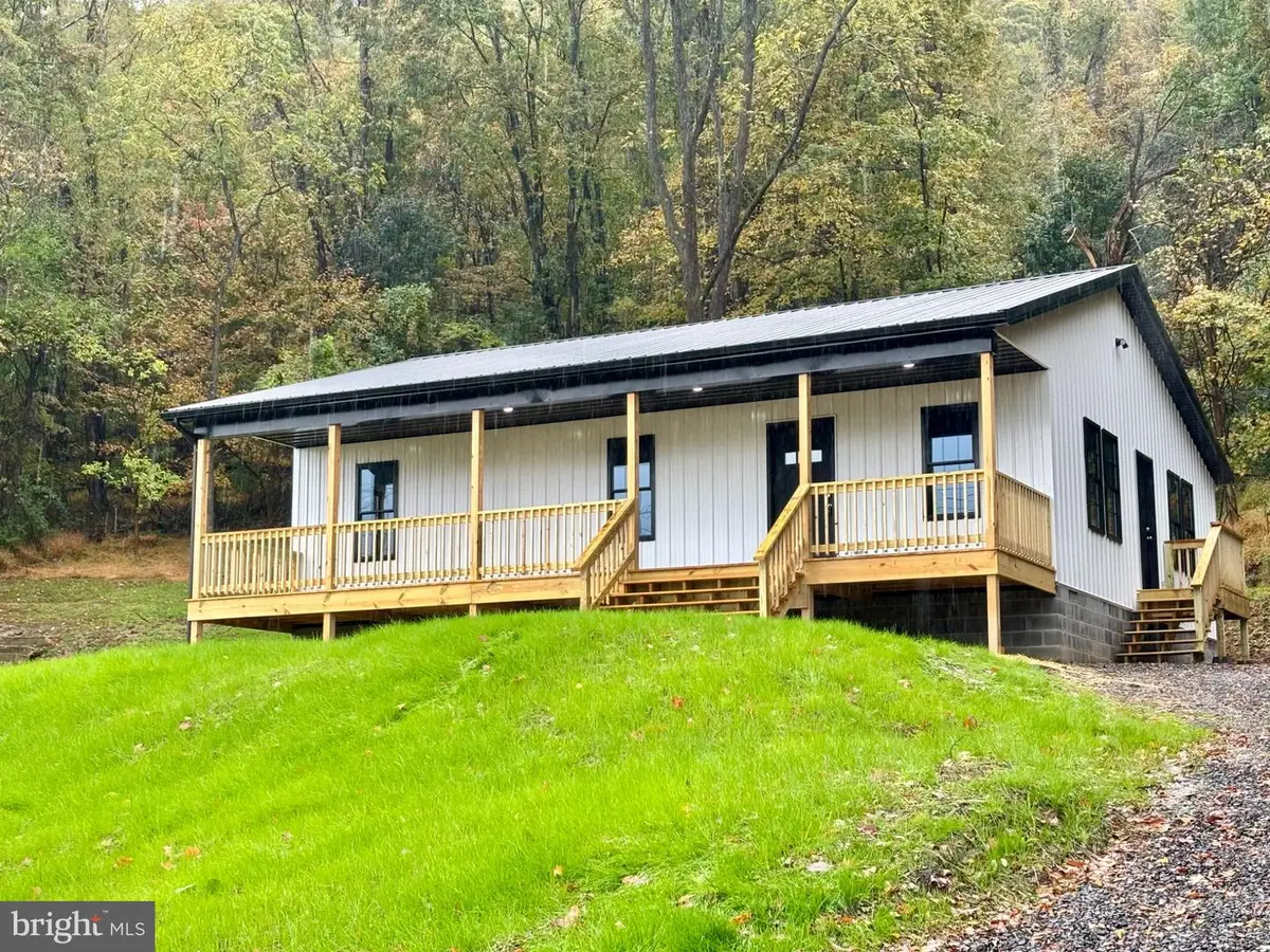 1131 Miller Rd, Ridgeley, WV 26753 - #1