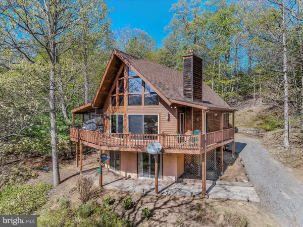 80 Purple Finch Ln, BERKELEY SPRINGS, WV 25411