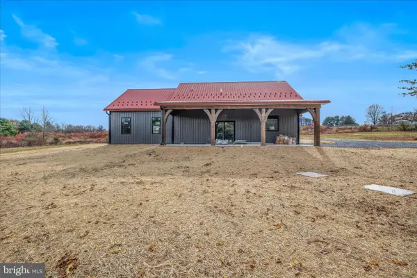 237 Foggy Bottom Ln, BERKELEY SPRINGS, WV 25411