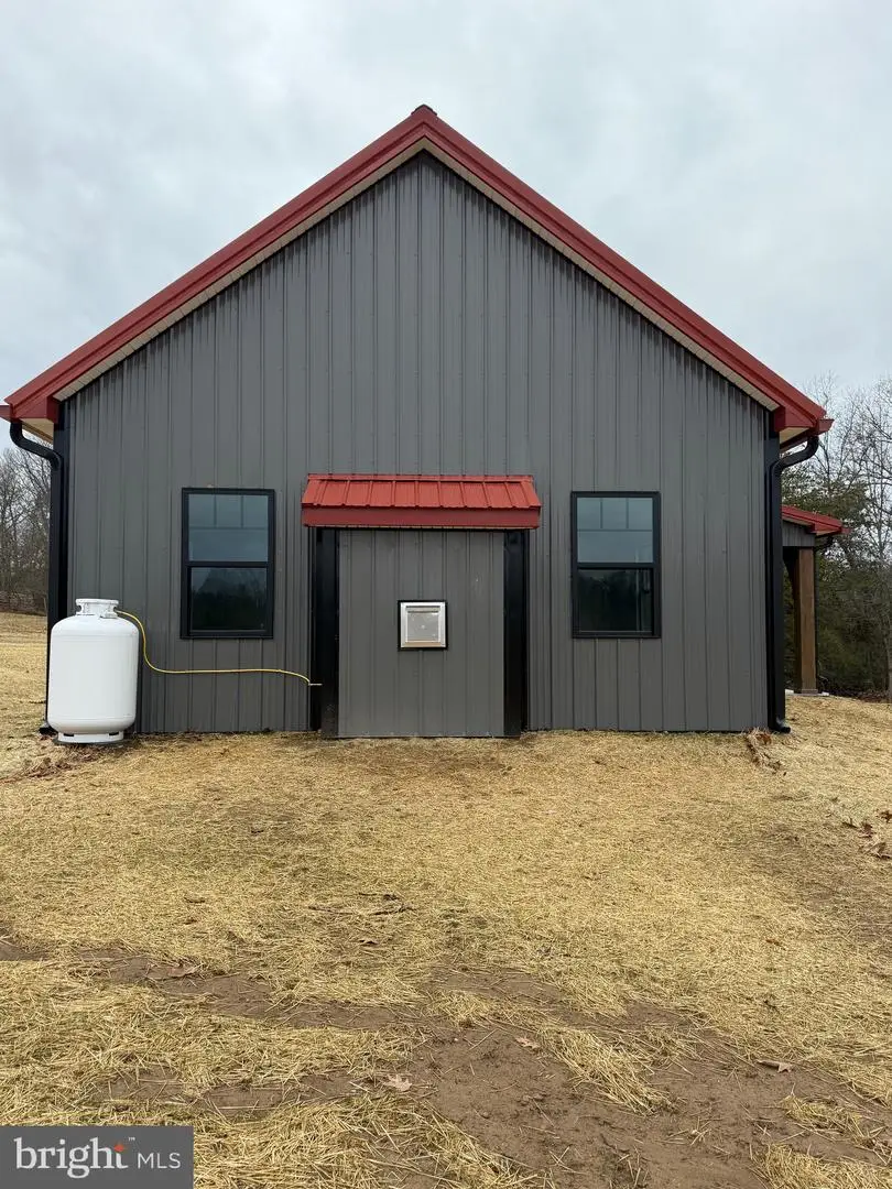 237 Foggy Bottom Ln, Berkeley Springs, WV 25411 - Image #3