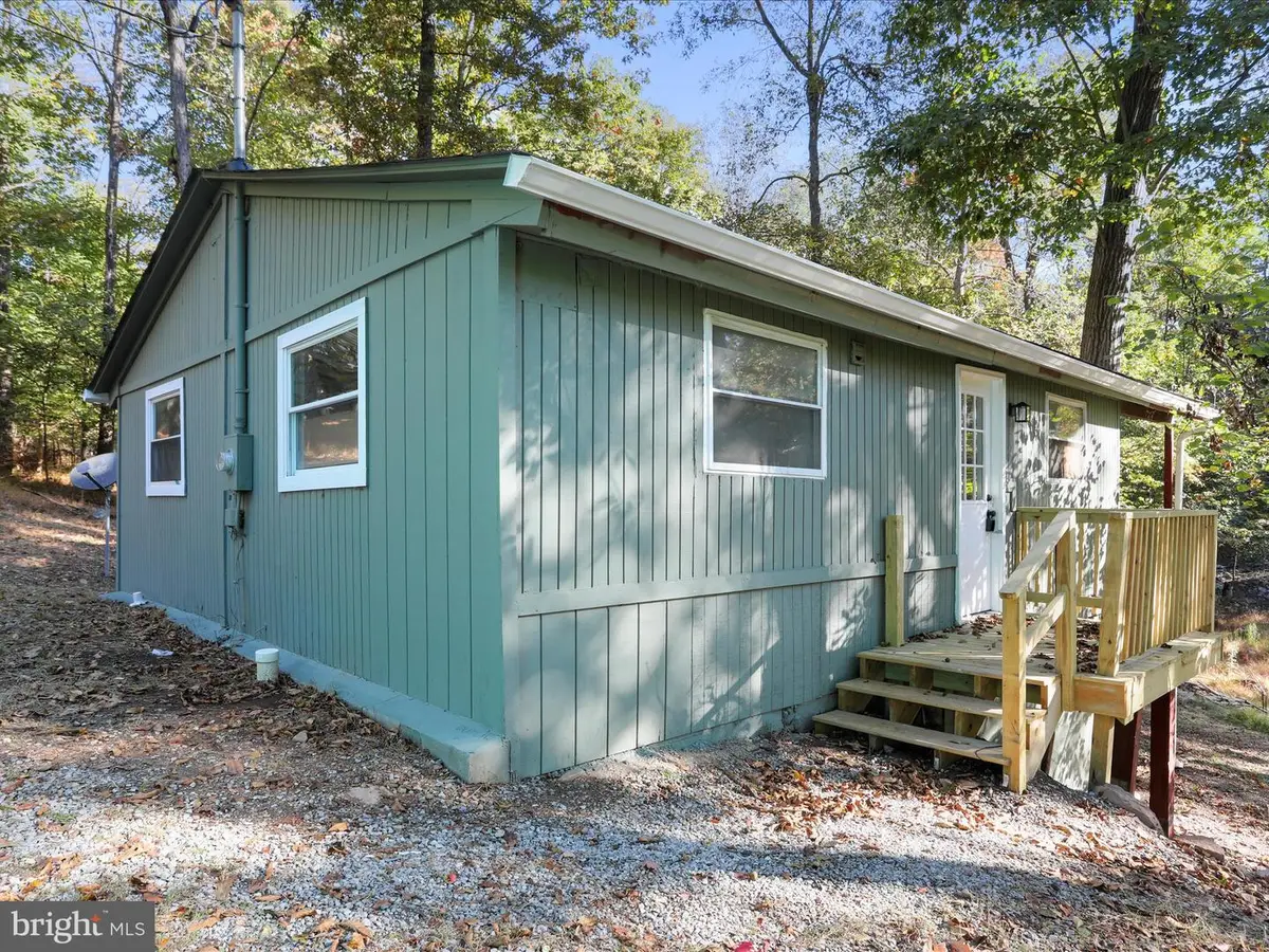 480 Maverick Trl, Hedgesville, WV 25427 - Image #1