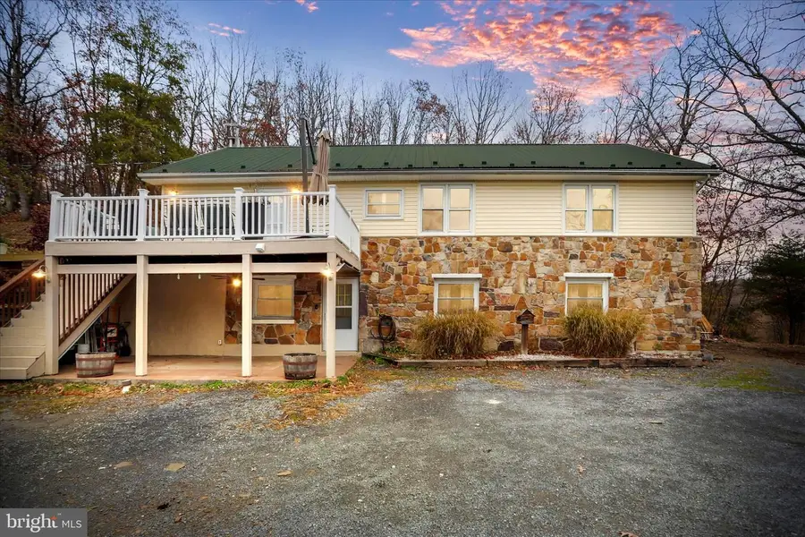 571 Martinsburg Rd, Berkeley Springs, WV 25411 - #2