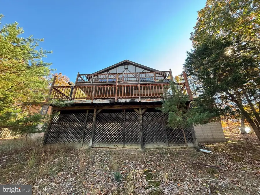 465 Sundown Trl, Great Cacapon, WV 25422 - Image #2