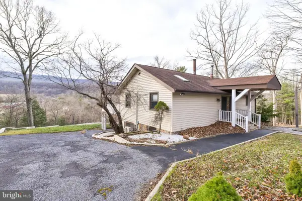 547 Mawani Village Ln, BERKELEY SPRINGS, WV 25411