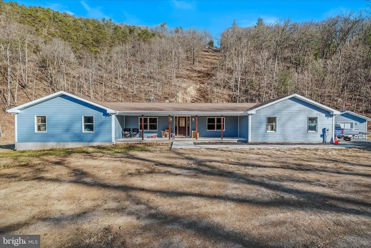 1920 Sir Johns Run Rd, Berkeley Springs, WV 25411 - Image #1
