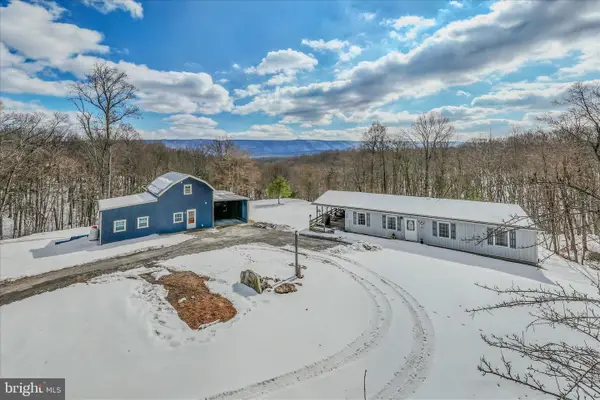 174 Hammerhill Ln, GREAT CACAPON, WV 25422