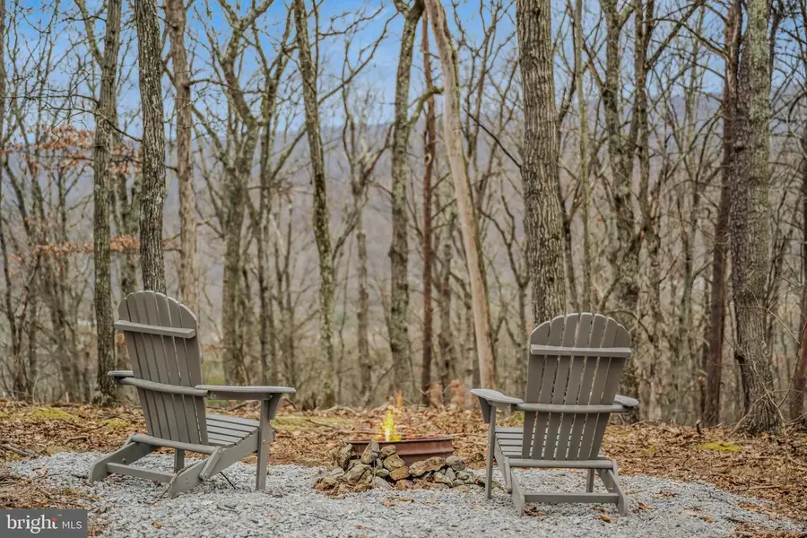 830 Wisteria Ln, Berkeley Springs, WV 25411 - #3