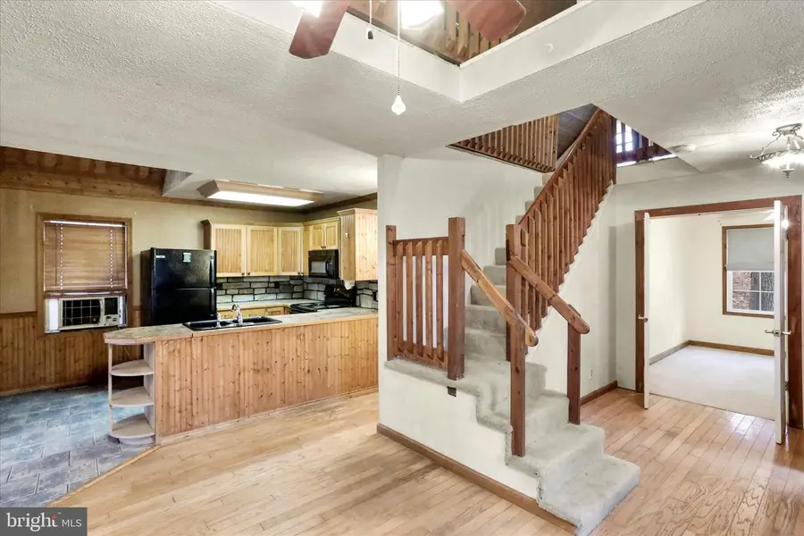 55 Morosko Ln, Berkeley Springs, WV 25411 - #2
