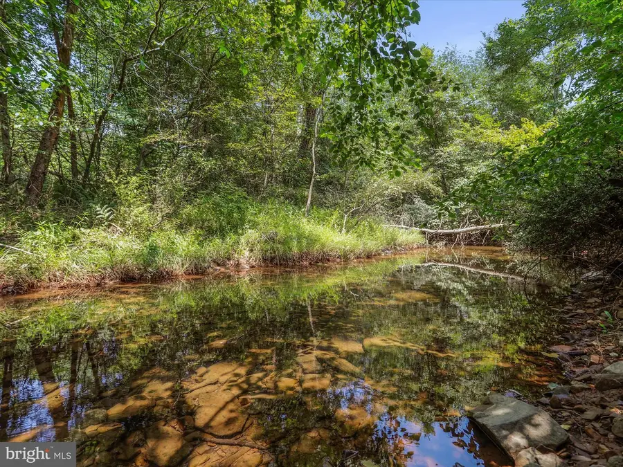 1704 Posey Hollow, Berkeley Springs, WV 25411 - #2