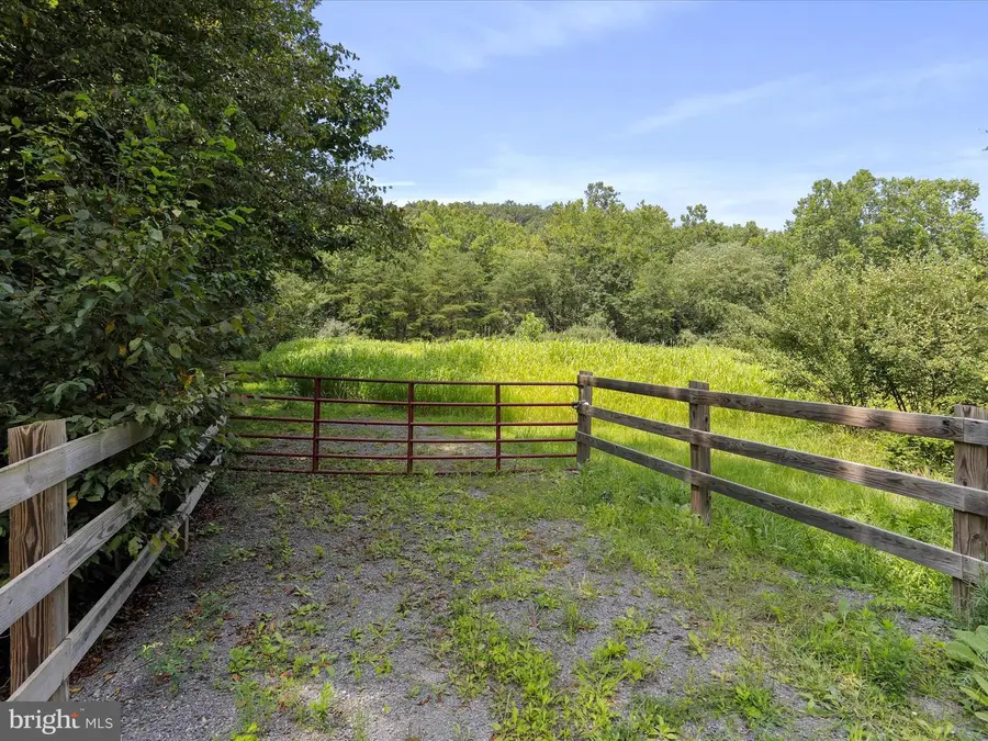 1704 Posey Hollow, Berkeley Springs, WV 25411 - #3