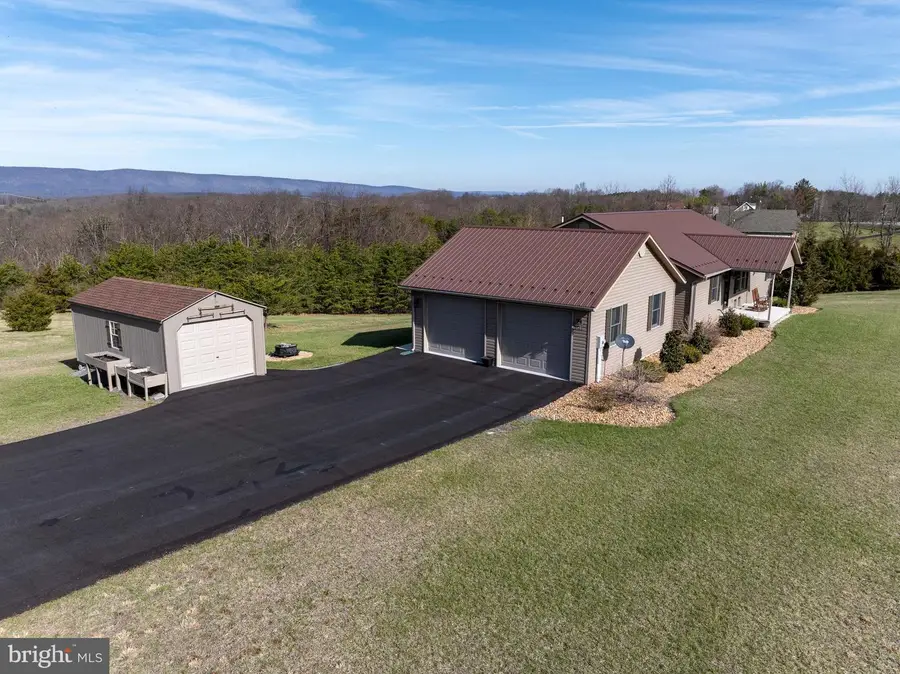 10 Jordan Hollow Ln, Berkeley Springs, WV 25411 - #3