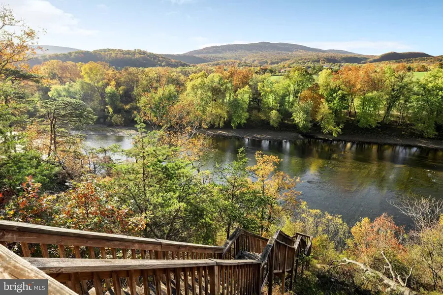 150 Eagle Point Ln, Paw Paw, WV 25434 - #2