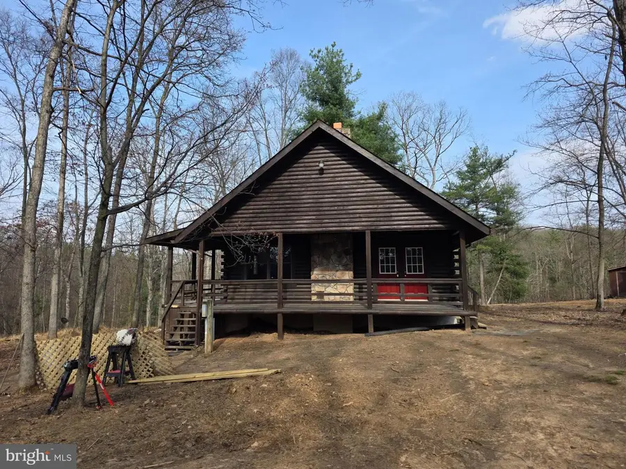 430 Homewood Hollow Ln, Berkeley Springs, WV 25411 - #2