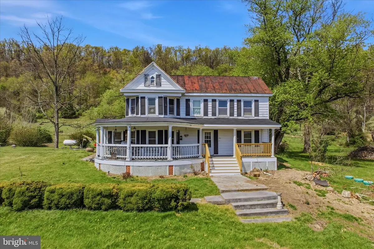 92 English Muffin Way, Berkeley Springs, WV 25411 - #1