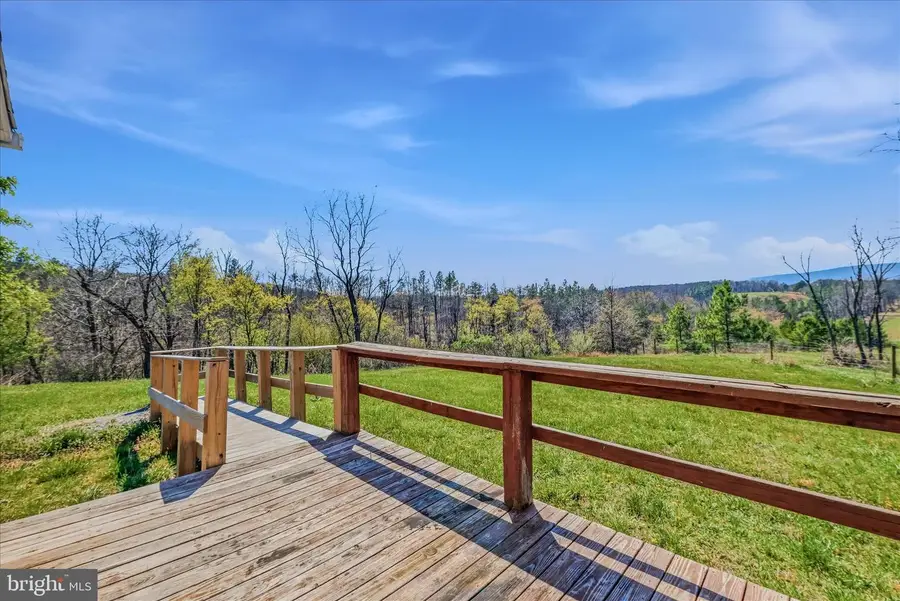 1420 Eppinger Rd, Berkeley Springs, WV 25411 - #2