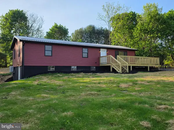 5 Dense Oak Ln, BERKELEY SPRINGS, WV 25411