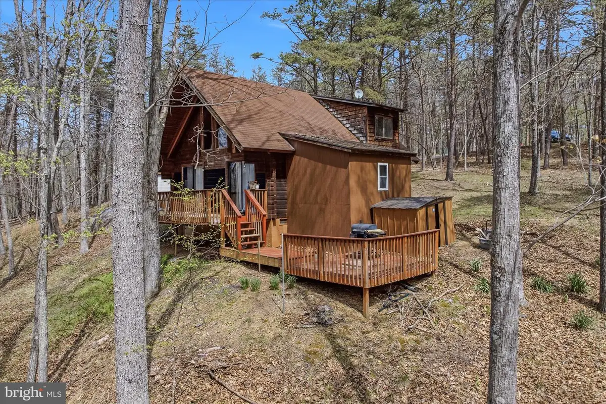 264 Clear Spring Ln, Berkeley Springs, WV 25411 - #1