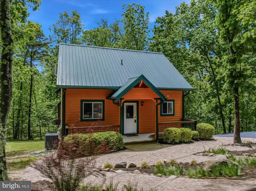 110 Montevideo Rd, Berkeley Springs, WV 25411 - #3