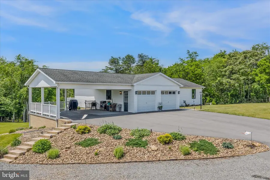 28 Melody Ln, Berkeley Springs, WV 25411 - #2
