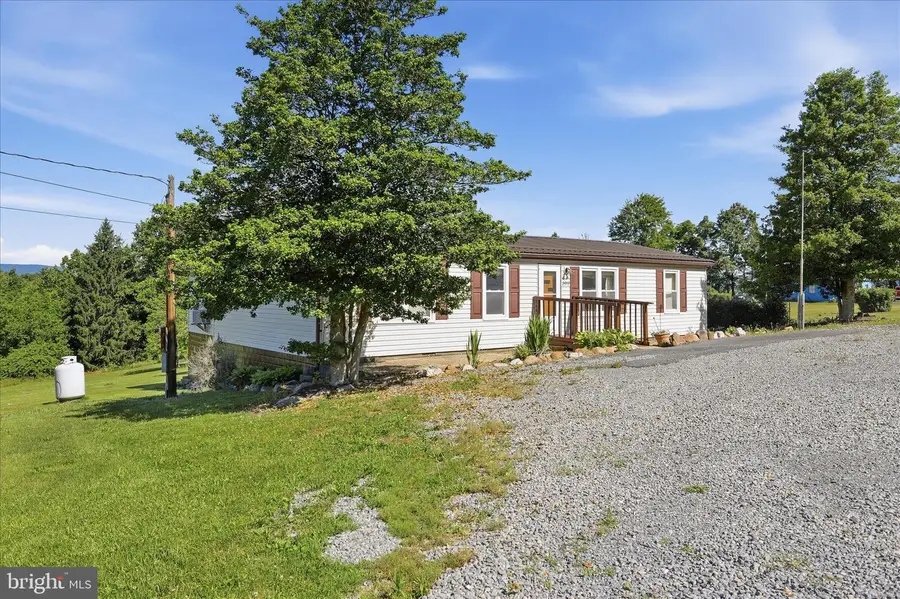 3919 Fairview Dr, Berkeley Springs, WV 25411 - #3