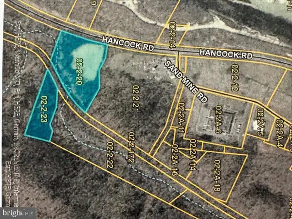 522 #near Bypass, BERKELEY SPRINGS, WV 25411