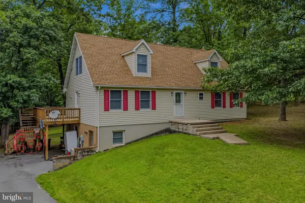 74 Key Acres Dr, BERKELEY SPRINGS, WV 25411