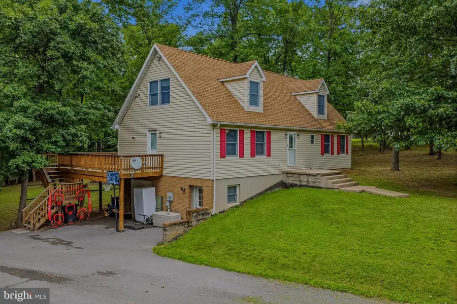 74 Key Acres Dr, Berkeley Springs, WV 25411 - #2