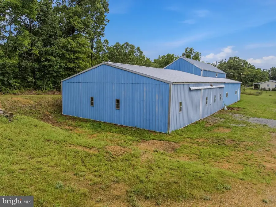 241 Chevy Ln, Berkeley Springs, WV 25411 - #2