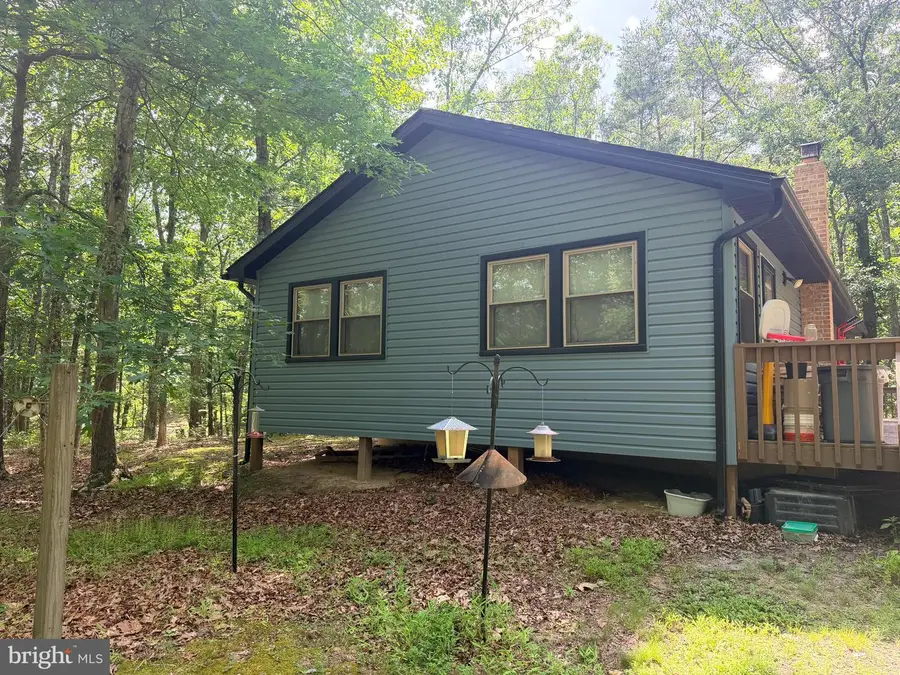 756 Greenwoods Dr, Berkeley Springs, WV 25411 - #2