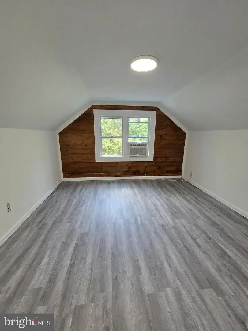 3267 Valley Rd, Berkeley Springs, WV 25411 - #3