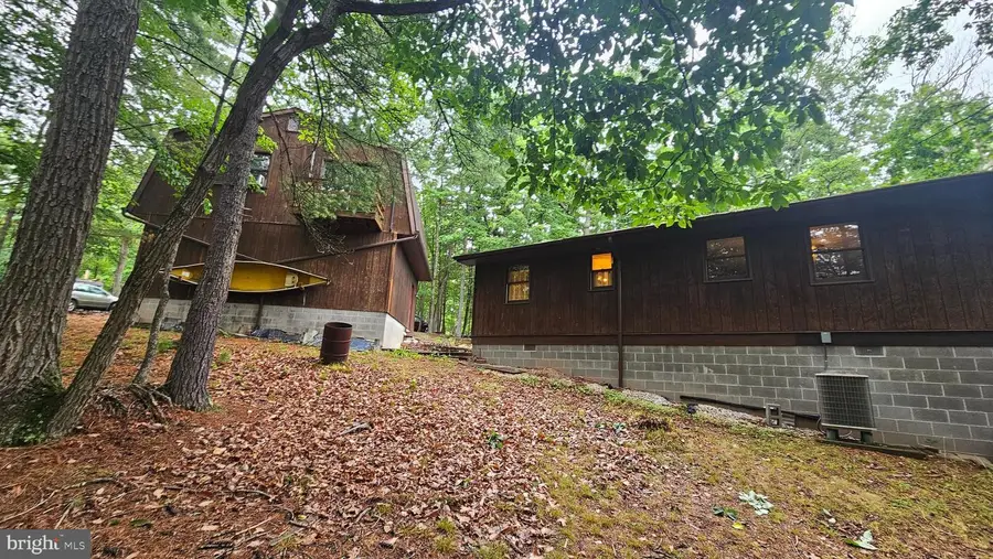80 Trofton Hollow Ct, Great Cacapon, WV 25422 - #3