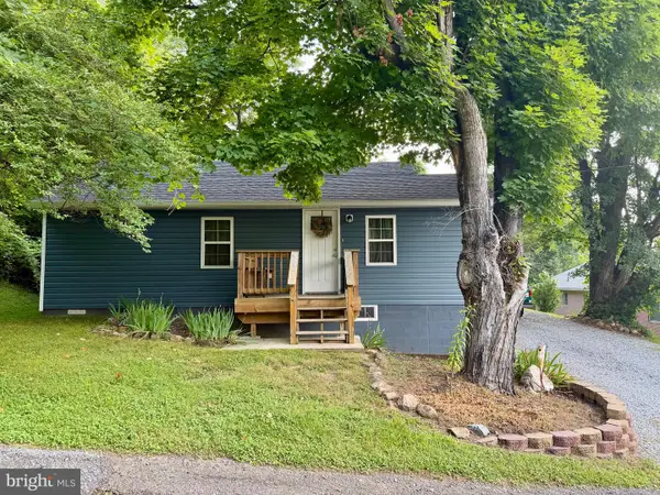 96 George Ln, BERKELEY SPRINGS, WV 25411