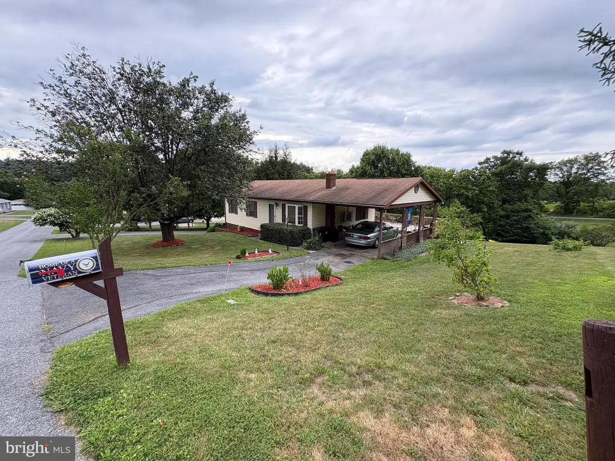 68 Sunset Drive, Berkeley Springs, WV 25411 - #1