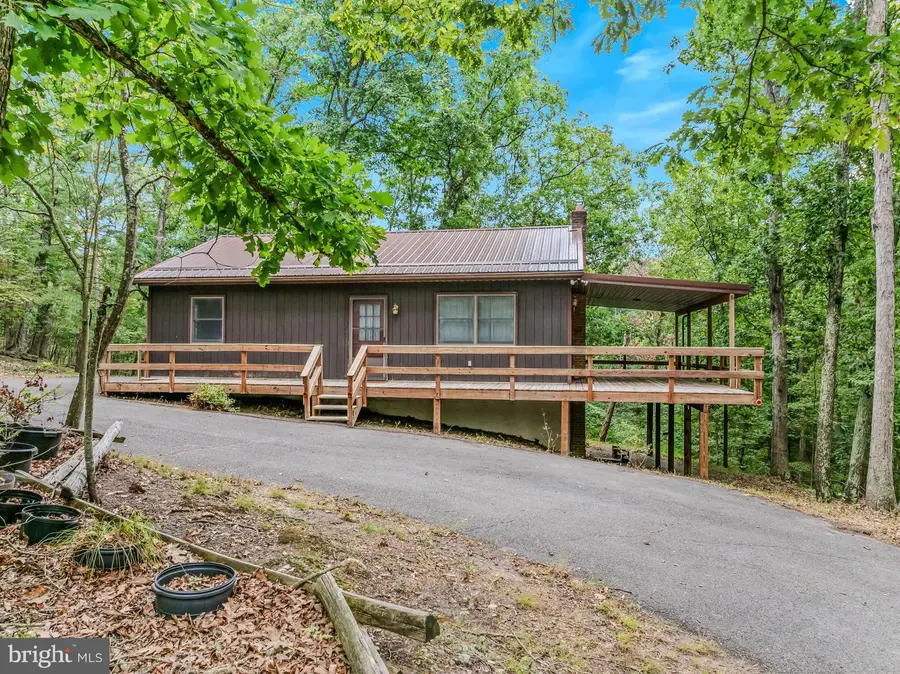 411 Little Creek Trl, Berkeley Springs, WV 25411 - #3
