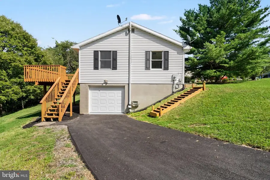 94 Bluejay Ct, Berkeley Springs, WV 25411 - #3