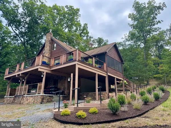 18 Donegal Ln, BERKELEY SPRINGS, WV 25411