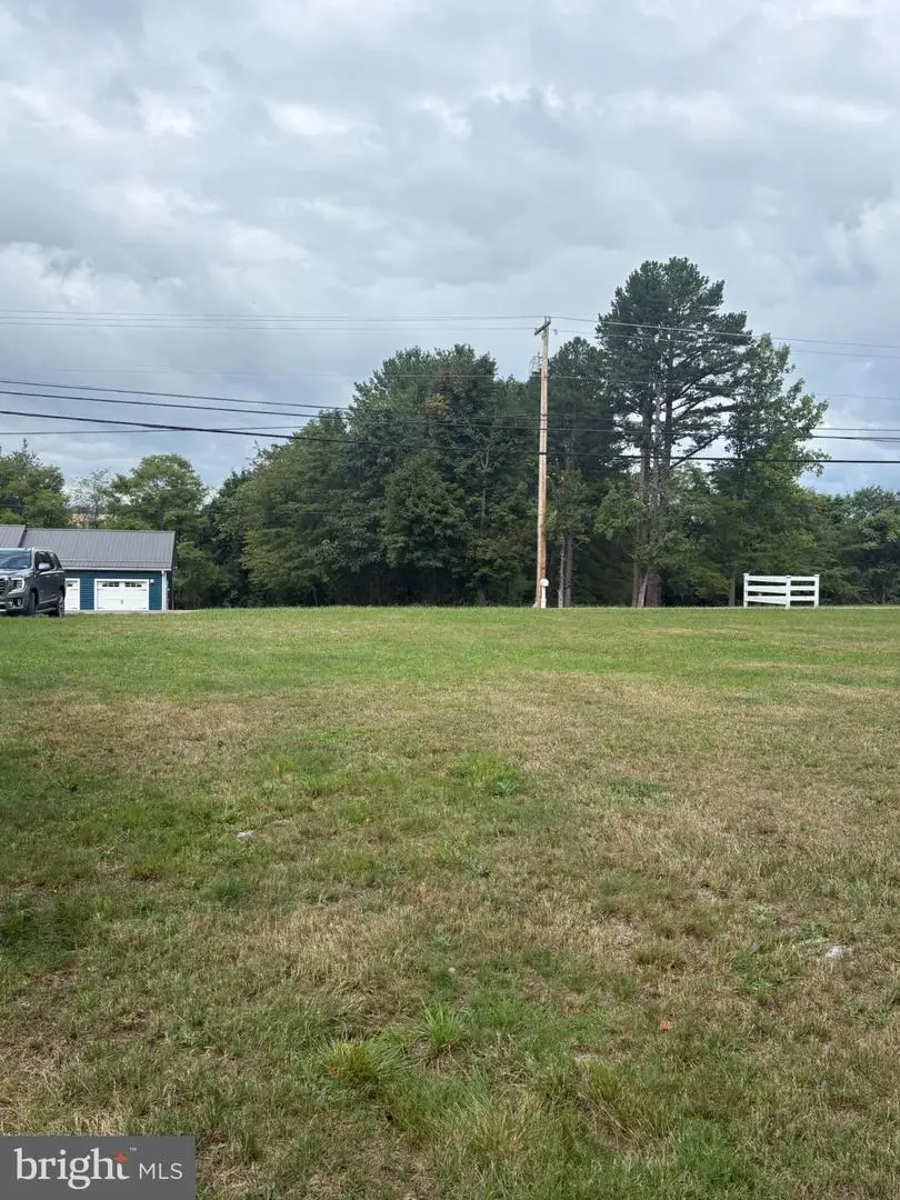 1026 Fairview Dr, Berkeley Springs, WV 25411 - #2