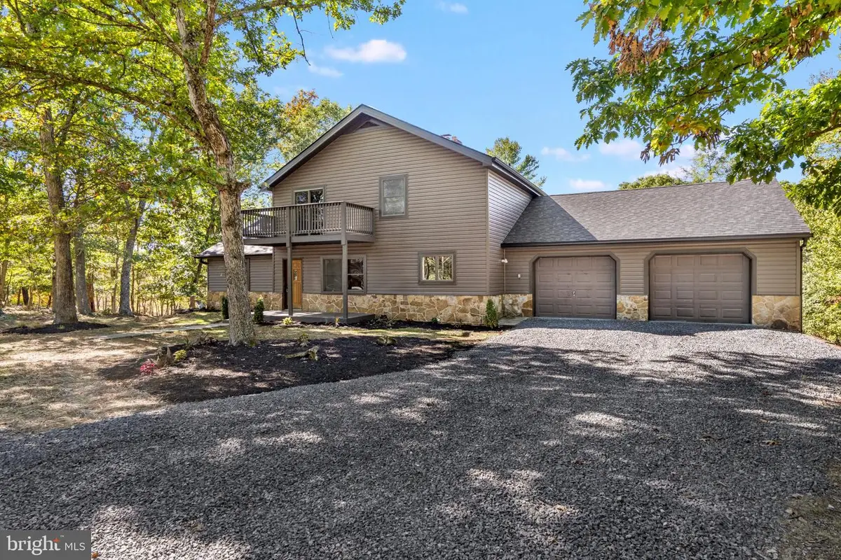465 Sundown Trl, Great Cacapon, WV 25422 - #1